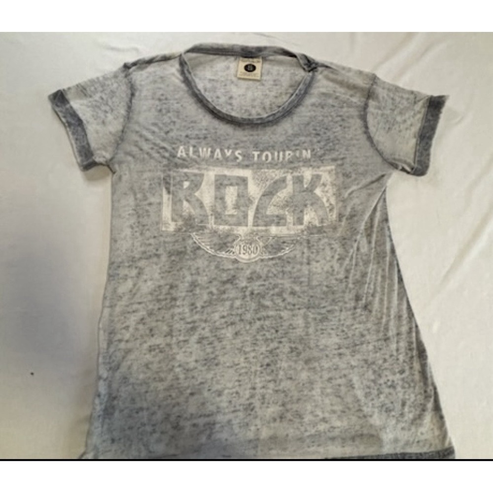 Cotton On Rock Tour 1980 Graphic Shirt Distressed Gray Small